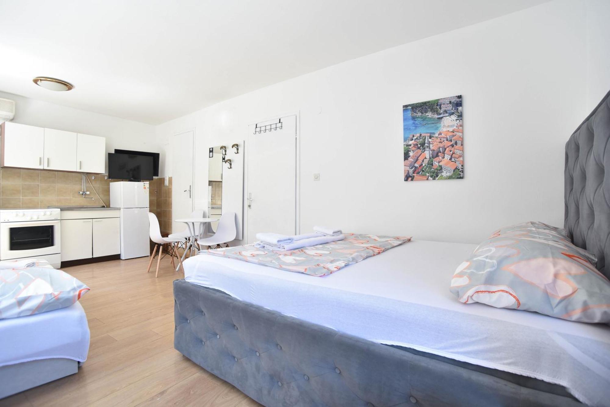 Apartment Lucky Budua Esterno foto